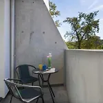 New, Stylish And Fully Equipped Near The Center Apartment Wroclaw